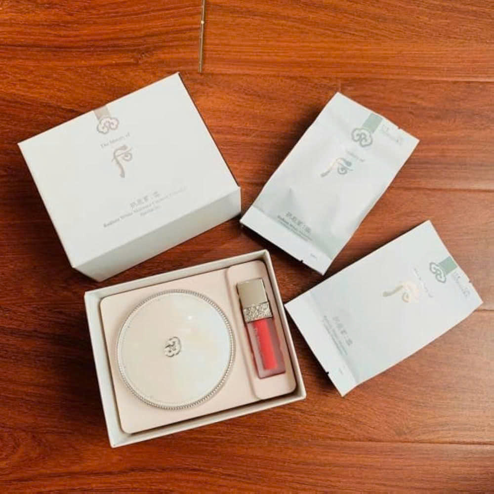 The History of Whoo Gongjinhyang Seol Radiant White Moisture Cushion Foundation Set SPF50+/PA+++ 13g x 2 Refills