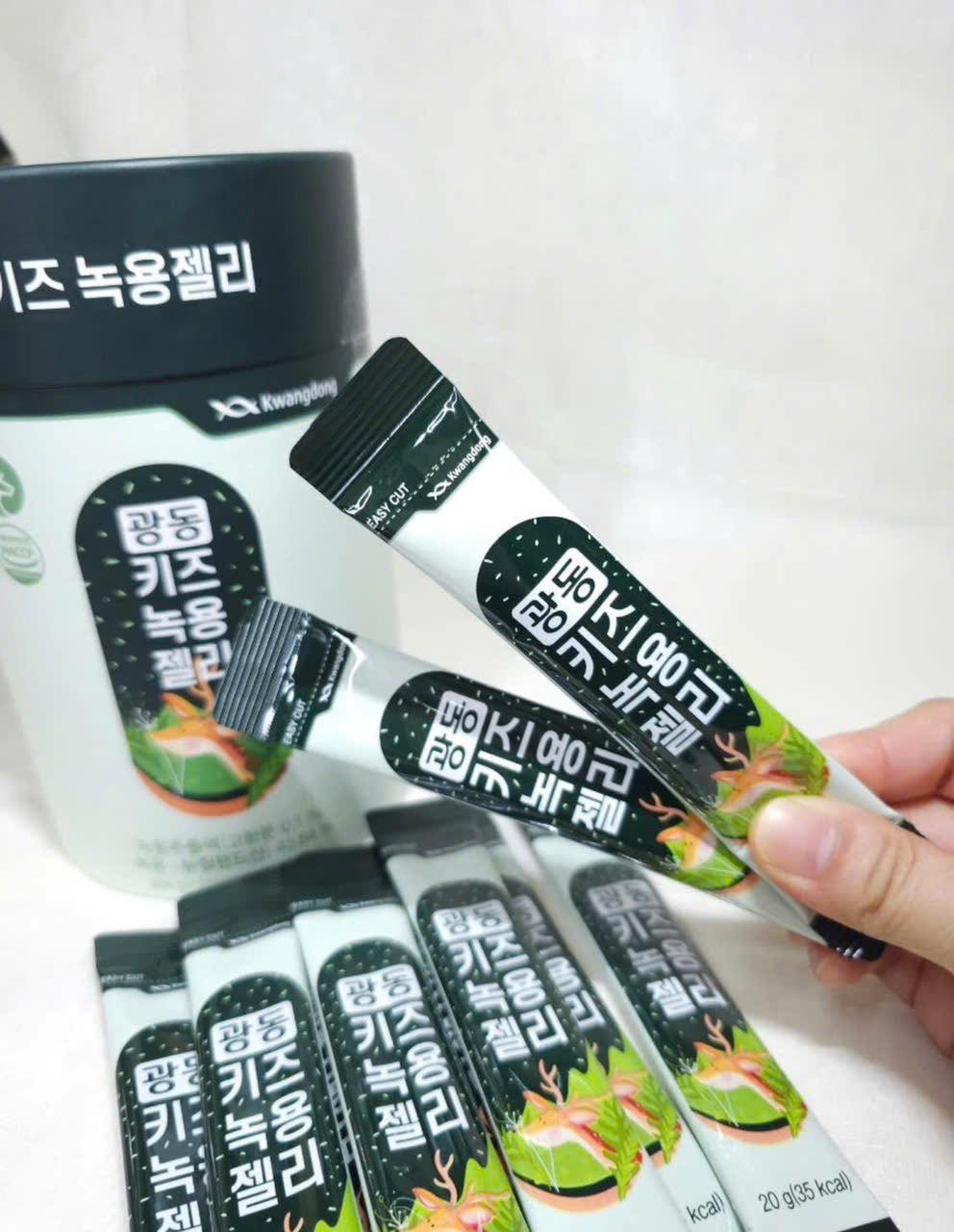 Kwangdong Red Ginseng Deer Antler Jelly 30 pcs * 20g